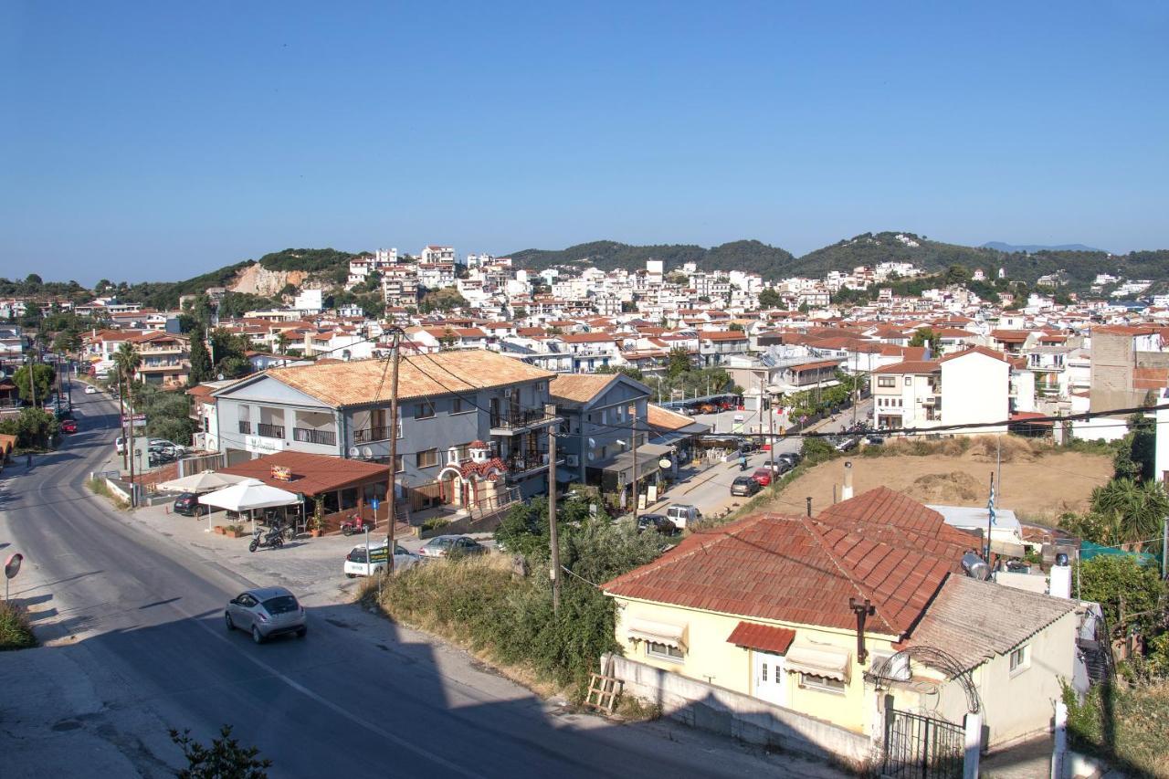 D & E Apartments Skiathos-Stadt Exterior foto